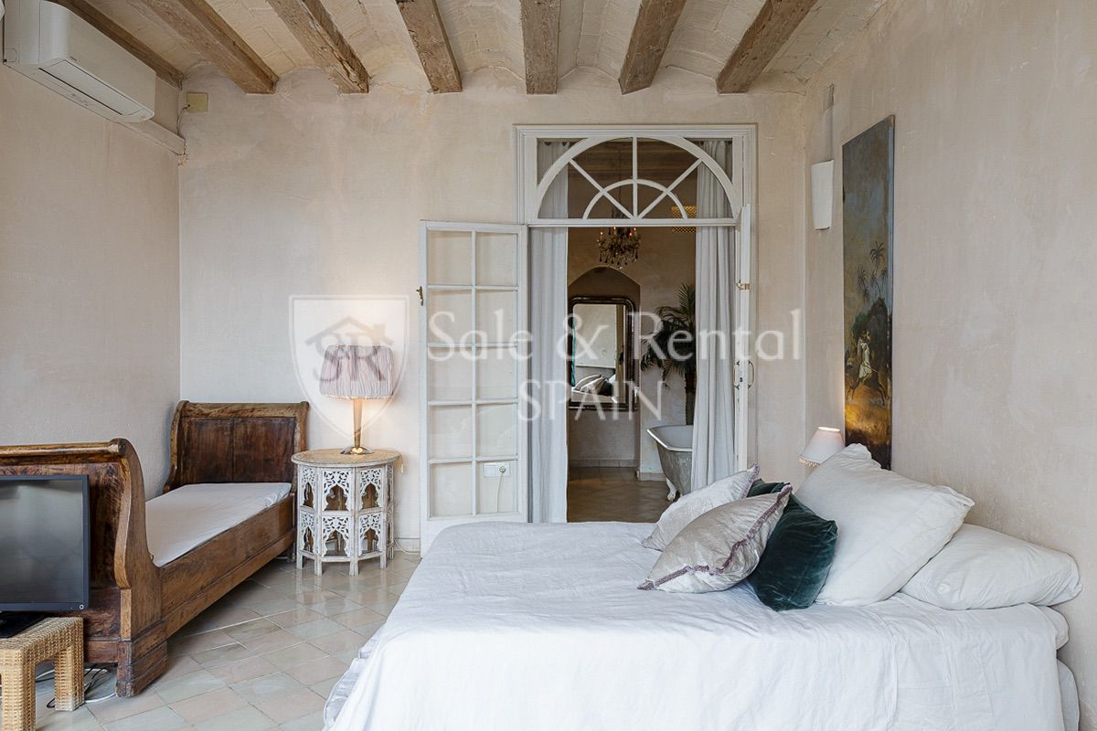 Apartamento en Barcelona, España 3 dormitorios, 211 m2 No. 166415