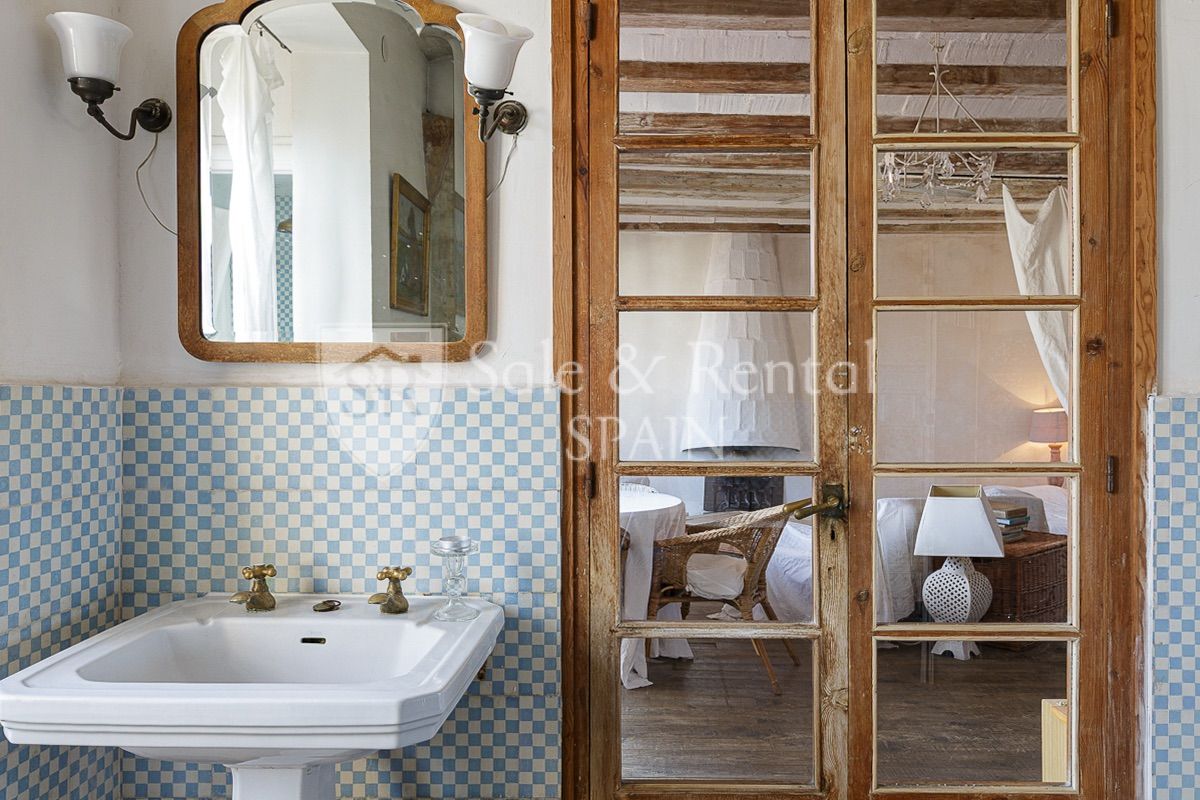 Apartamento en Barcelona, España 3 dormitorios, 211 m2 No. 166415