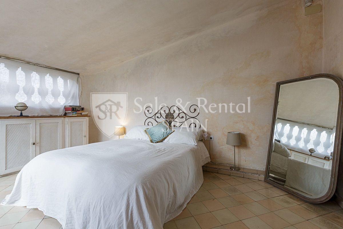 Apartamento en Barcelona, España 3 dormitorios, 211 m2 No. 166415