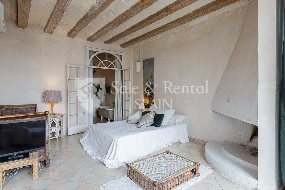 Apartamento en Barcelona, España 3 dormitorios, 211 m2 No. 166415