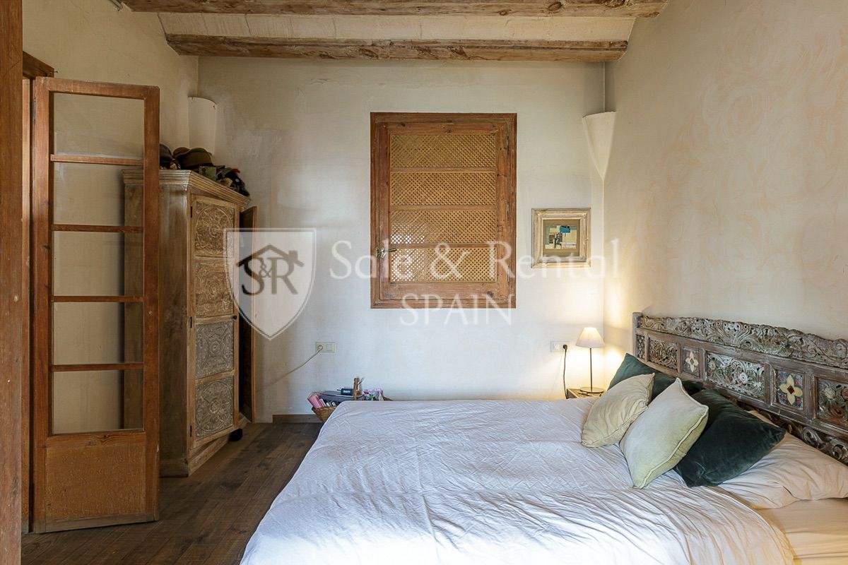 Apartamento en Barcelona, España 3 dormitorios, 211 m2 No. 166415