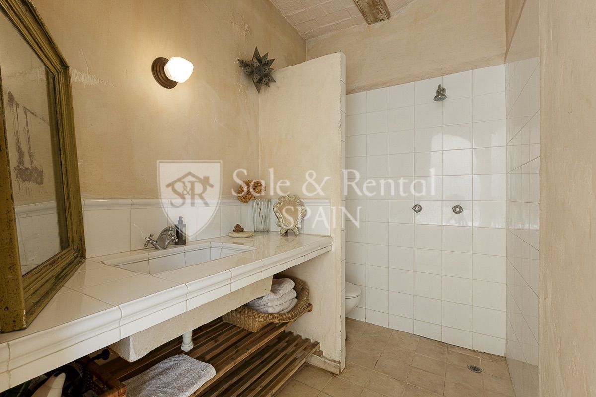 Apartamento en Barcelona, España 3 dormitorios, 211 m2 No. 166415