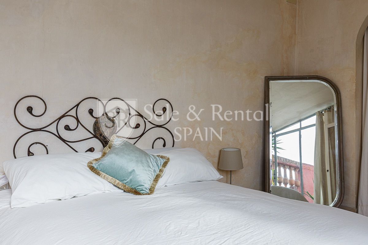 Apartamento en Barcelona, España 3 dormitorios, 211 m2 No. 166415