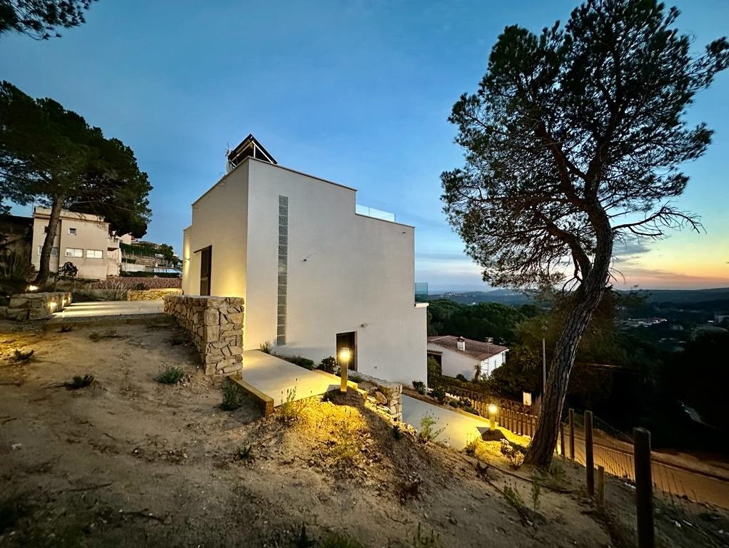 Dom w Lloret de Mar, Girona, Hiszpania 4 sypialnie,  nr 141203