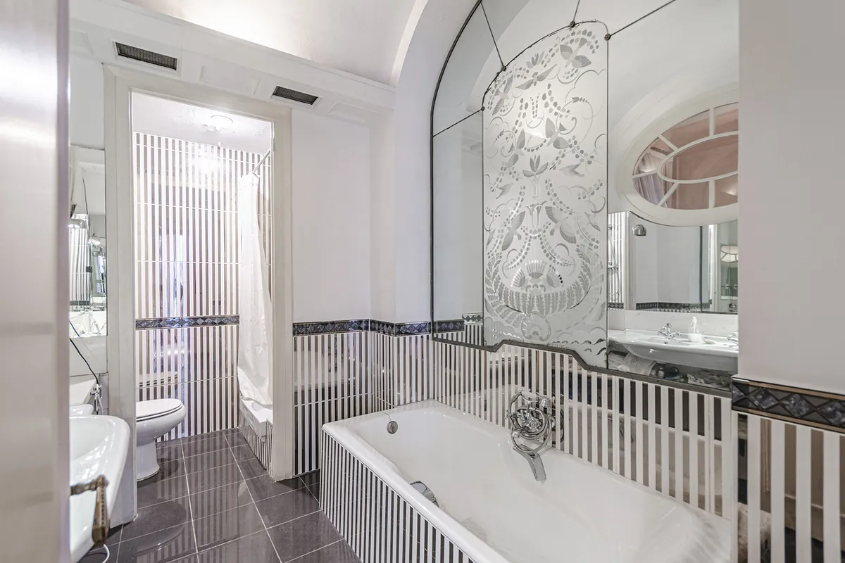 Apartamento en Barcelona, España 3 dormitorios,  No. 141204
