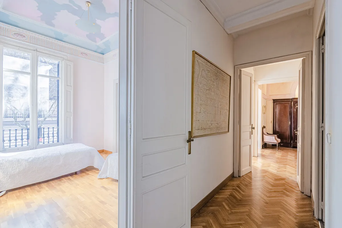 Apartamento en Barcelona, España 3 dormitorios,  No. 141204
