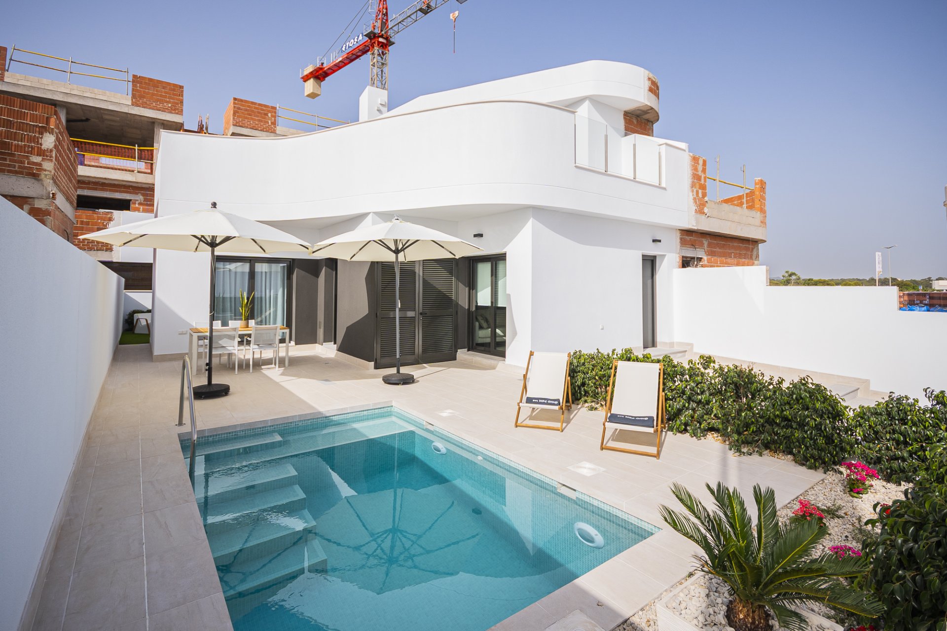 Villetta a schiera a Torrevieja, Alicante, Spagna 3 camere da letto, 167 mq. N° 173896