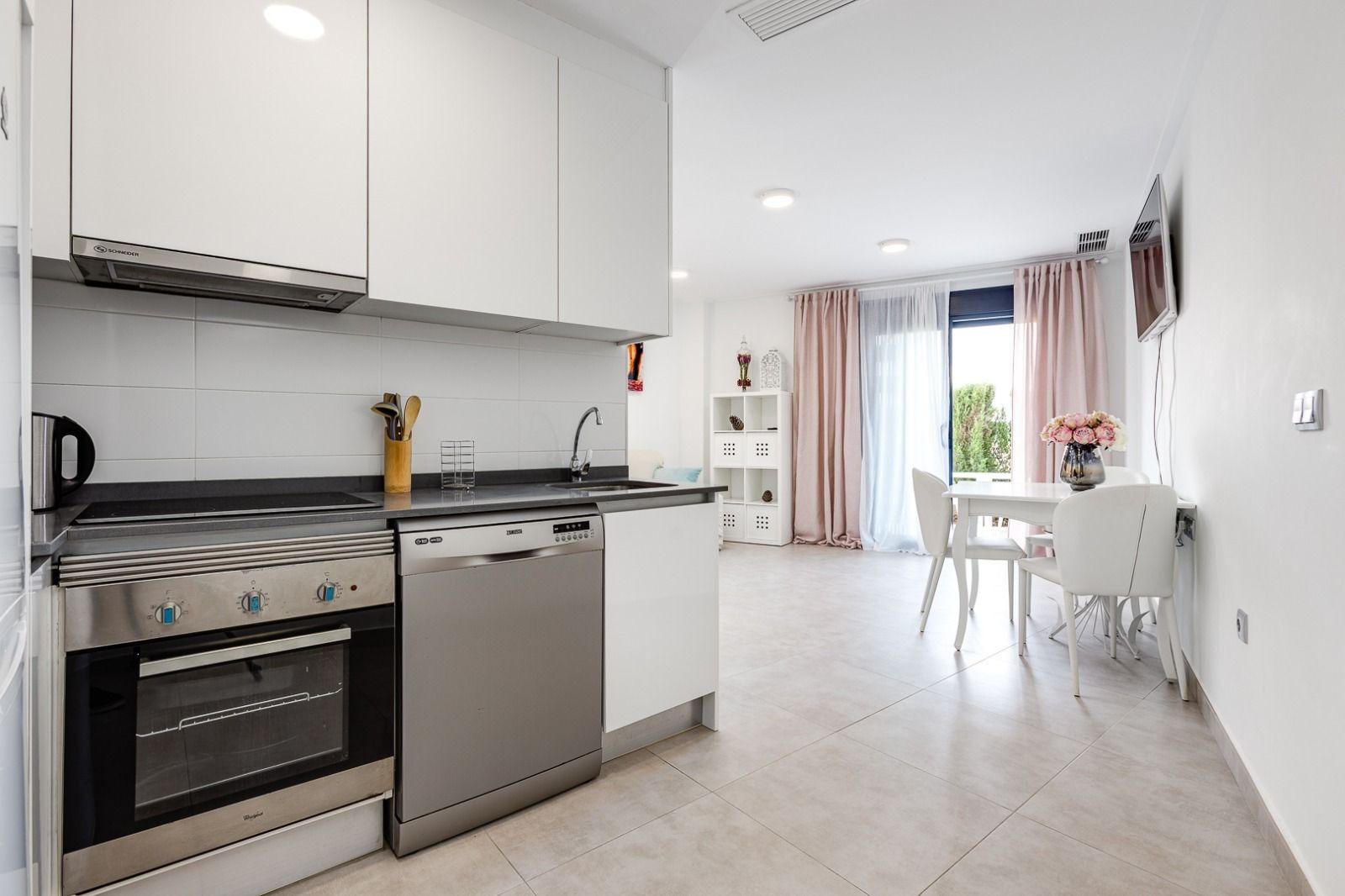 Apartamento en La Mata, Alicante, España 56 m2 No. 168766