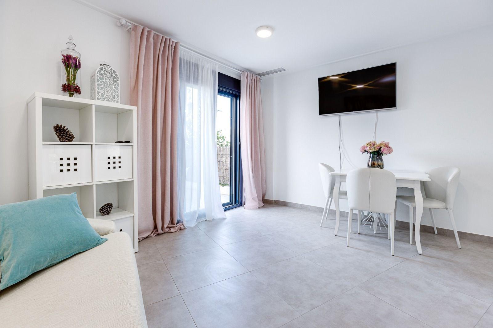 Apartamento en La Mata, Alicante, España 56 m2 No. 168766