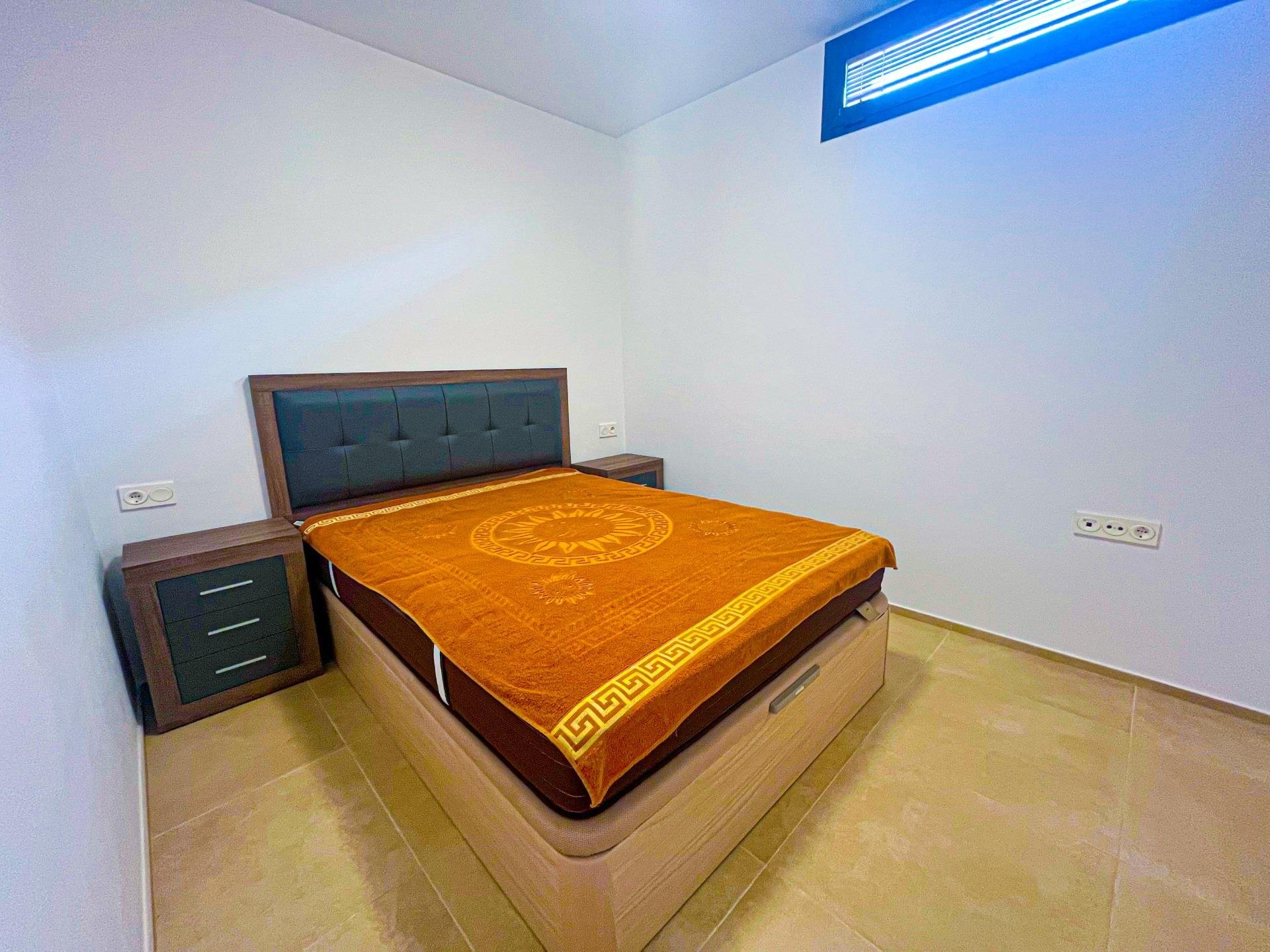 Huvila La Zenia, Alicante, Espanja 5 makuuhuonetta, 296 m2 No. 168765