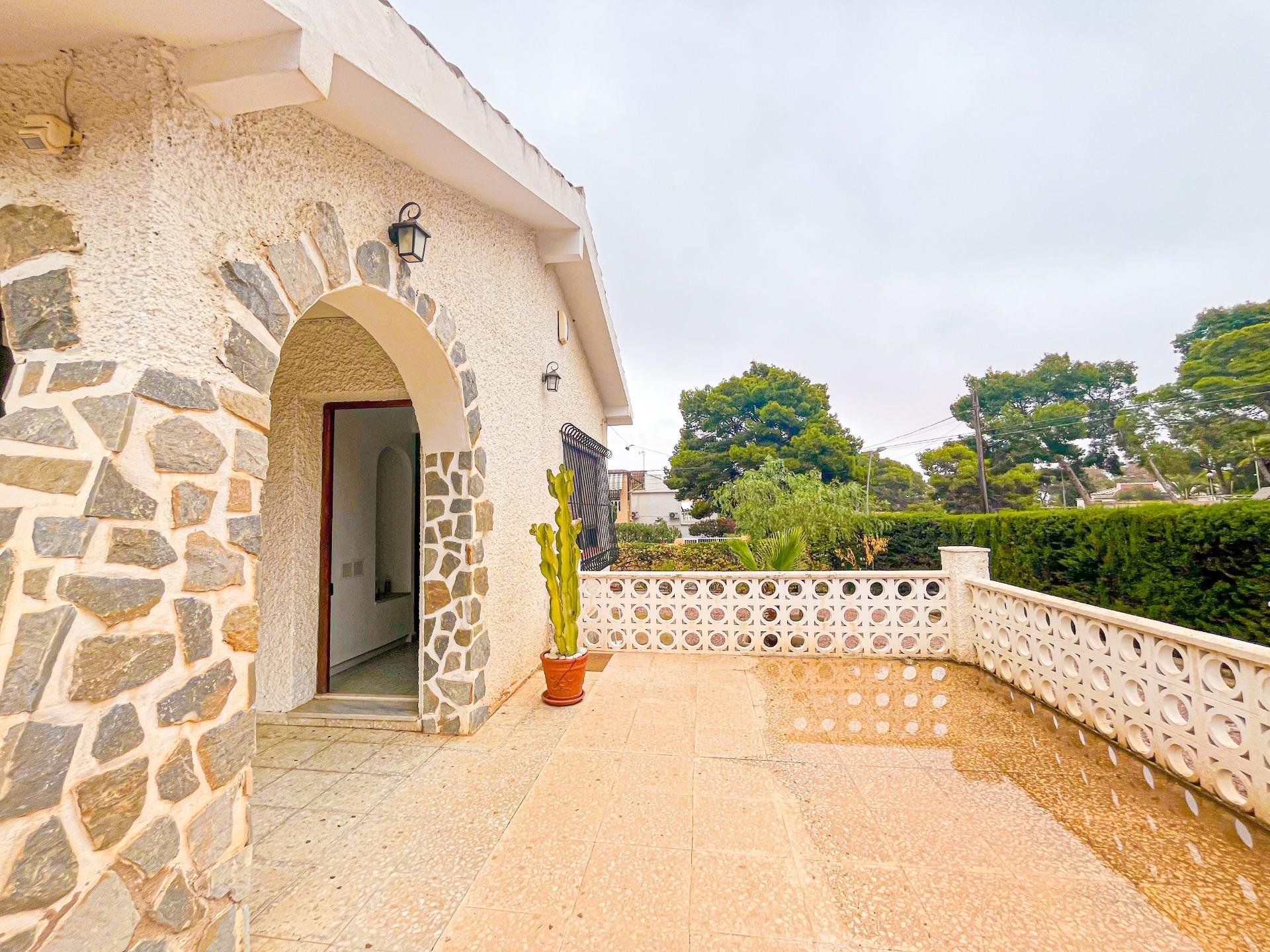 Huvila Los Balcones, Alicante, Espanja 3 makuuhuonetta, 156 m2 No. 165450
