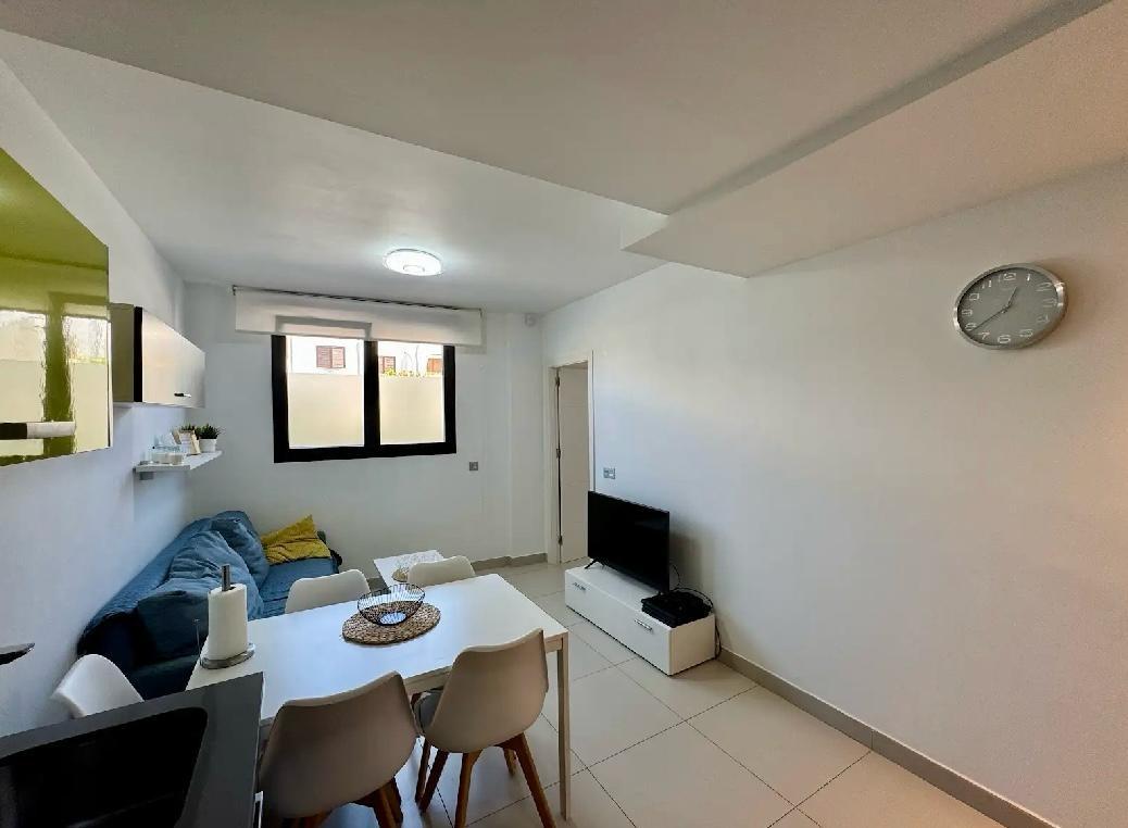 Appartamento a Torrevieja, Alicante, Spagna 2 camere da letto, 60 mq. N° 165589