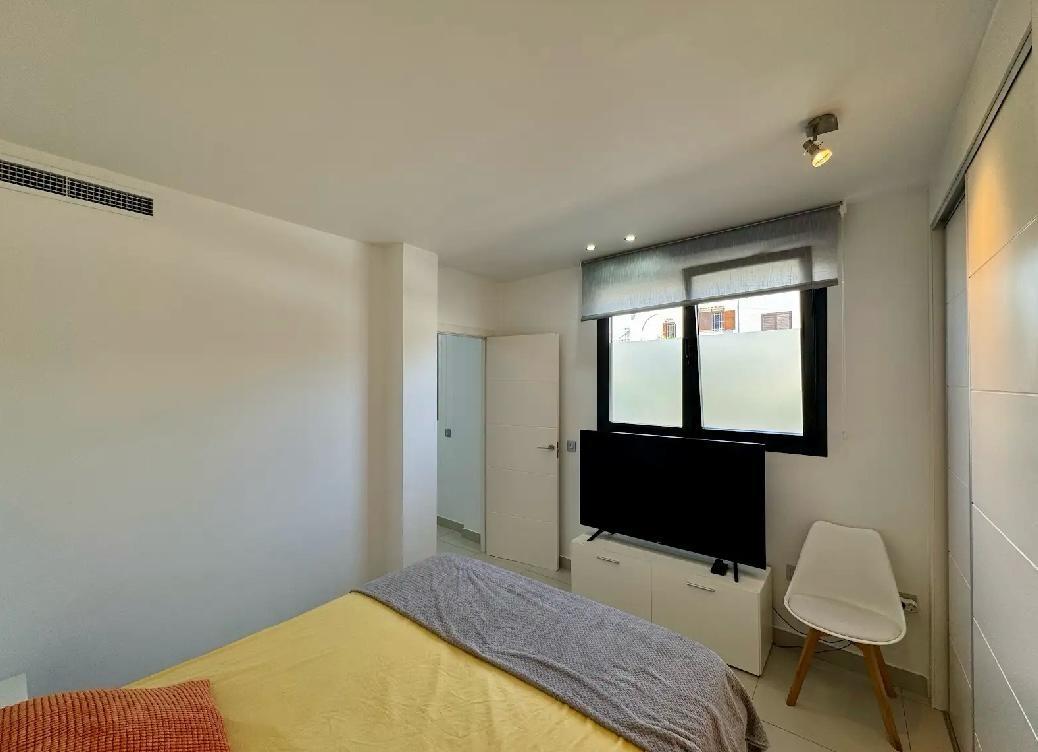 Appartamento a Torrevieja, Alicante, Spagna 2 camere da letto, 60 mq. N° 165589