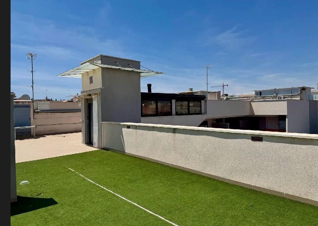 Appartamento a Torrevieja, Alicante, Spagna 2 camere da letto, 60 mq. N° 165589