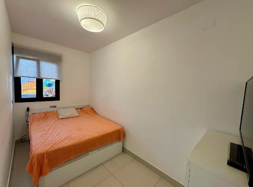 Appartamento a Torrevieja, Alicante, Spagna 2 camere da letto, 60 mq. N° 165589