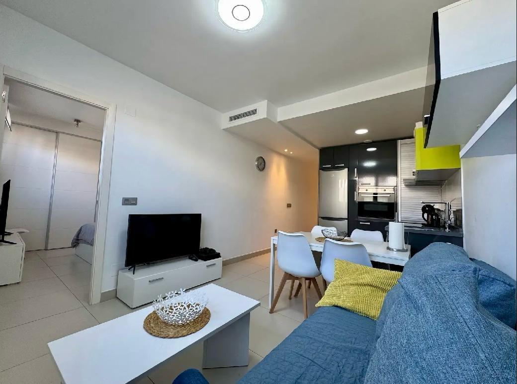 Appartamento a Torrevieja, Alicante, Spagna 2 camere da letto, 60 mq. N° 165589