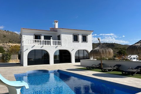 Dom w Villajoyosa, Alicante, Hiszpania 4 sypialnie, 241 mkw. nr 165673