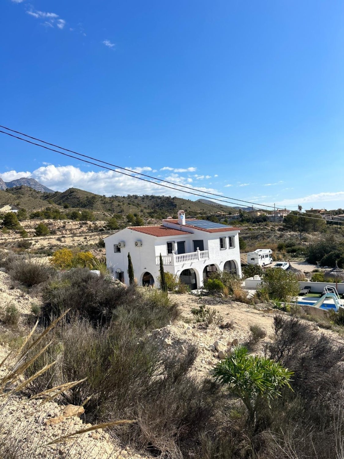 Hus i Villajoyosa, Alicante, Spanien 4 sovrum, 241 kvm. Nr. 165673