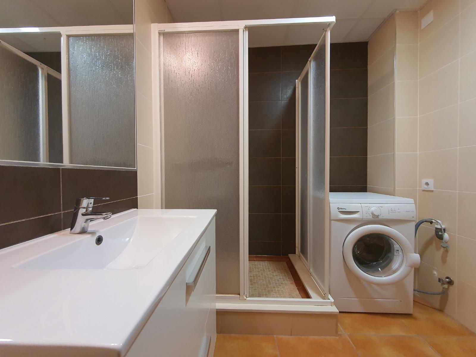 Komerciāls īpašums Alicante, Spānijā 21 istaba, 427 m2 Nr. 165675