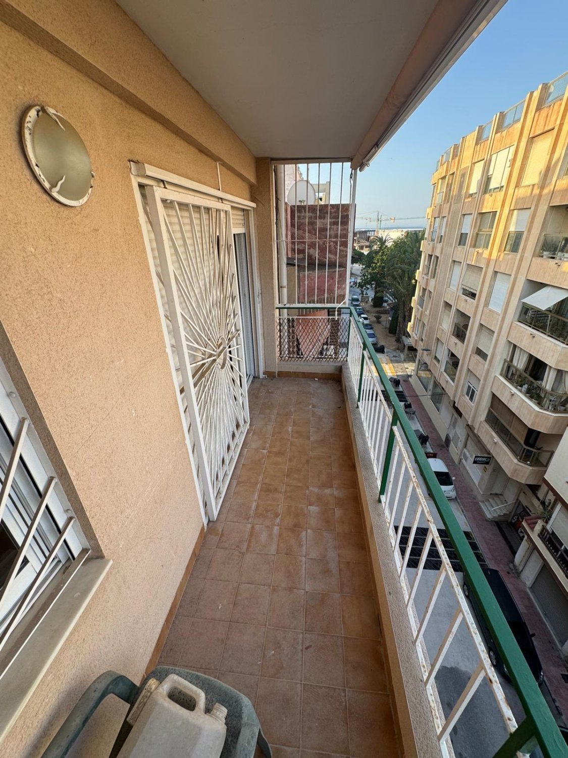 Apartment in Torrevieja, Alicante, Spain 3 bedrooms, 121 sq.m. No. 165674
