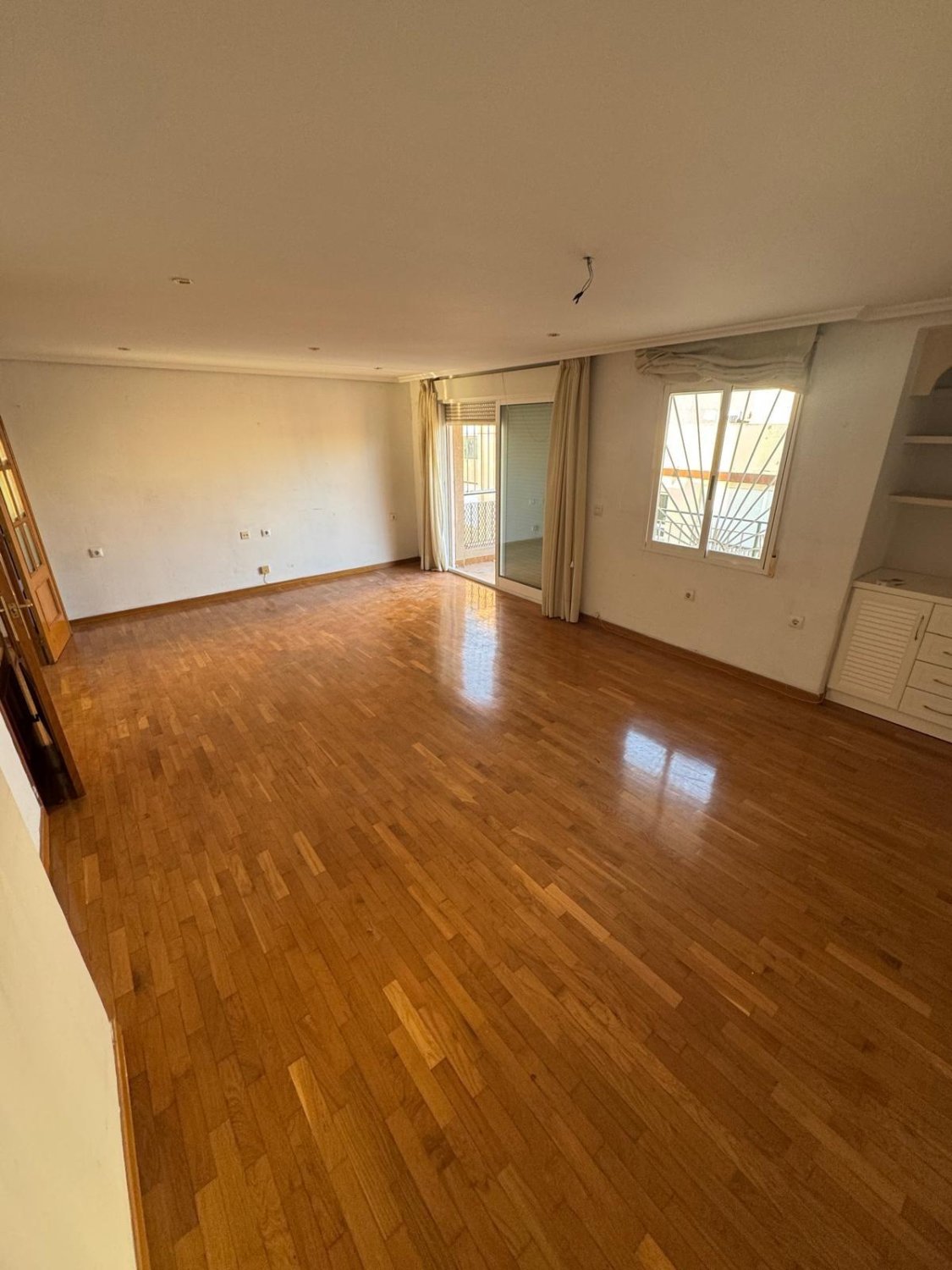 Apartment in Torrevieja, Alicante, Spain 3 bedrooms, 121 sq.m. No. 165674