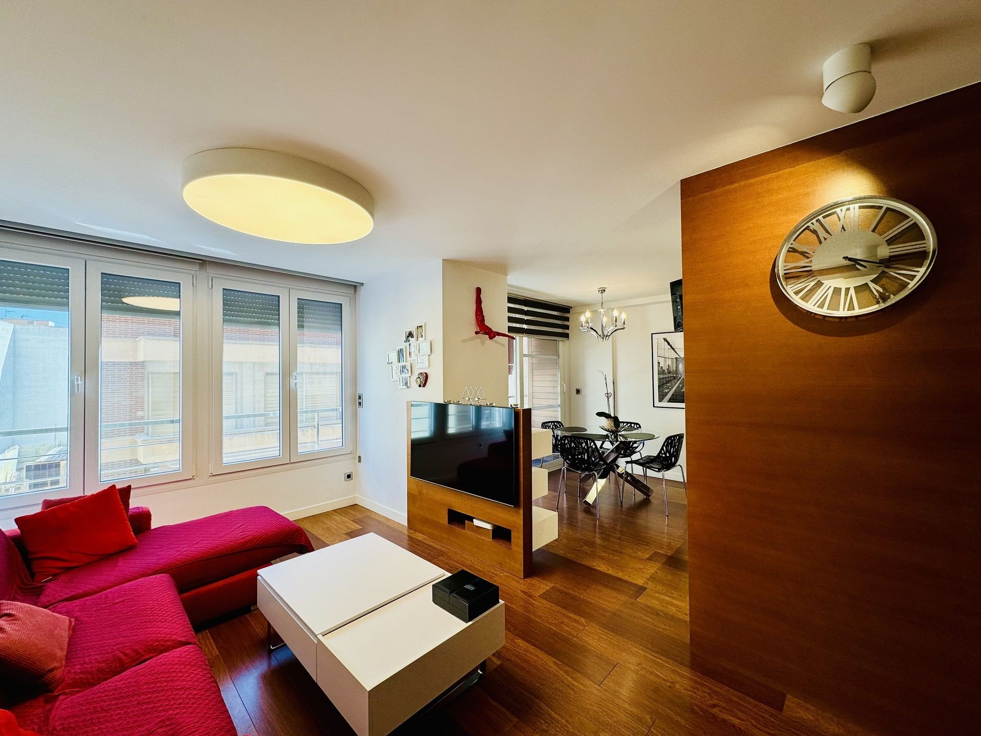 Appartamento a Torrevieja, Alicante, Spagna 3 camere da letto, 131 mq. N° 152204