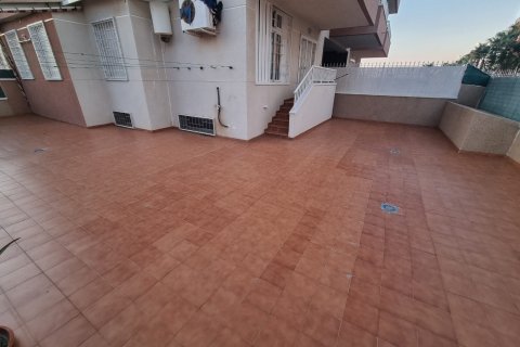 Apartment in Guardamar del Segura, Alicante, Spain 3 bedrooms, 80 sq.m. No. 74732