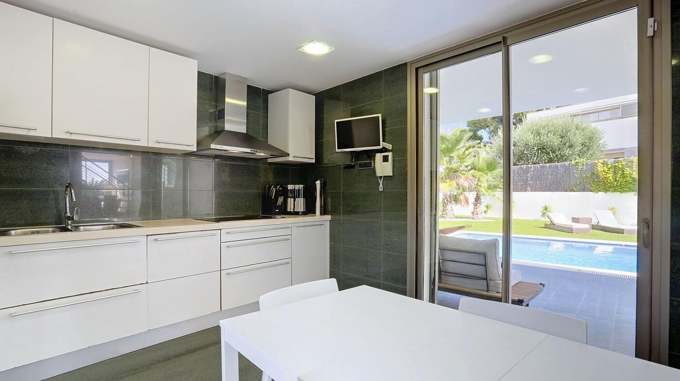 Casa a Arenys de Mar, Barcelona, Spagna 5 camere da letto,  N° 140887
