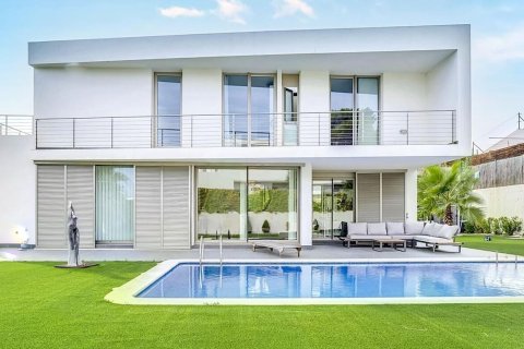 House in Arenys de Mar, Barcelona, Spain 5 bedrooms,  No. 140887