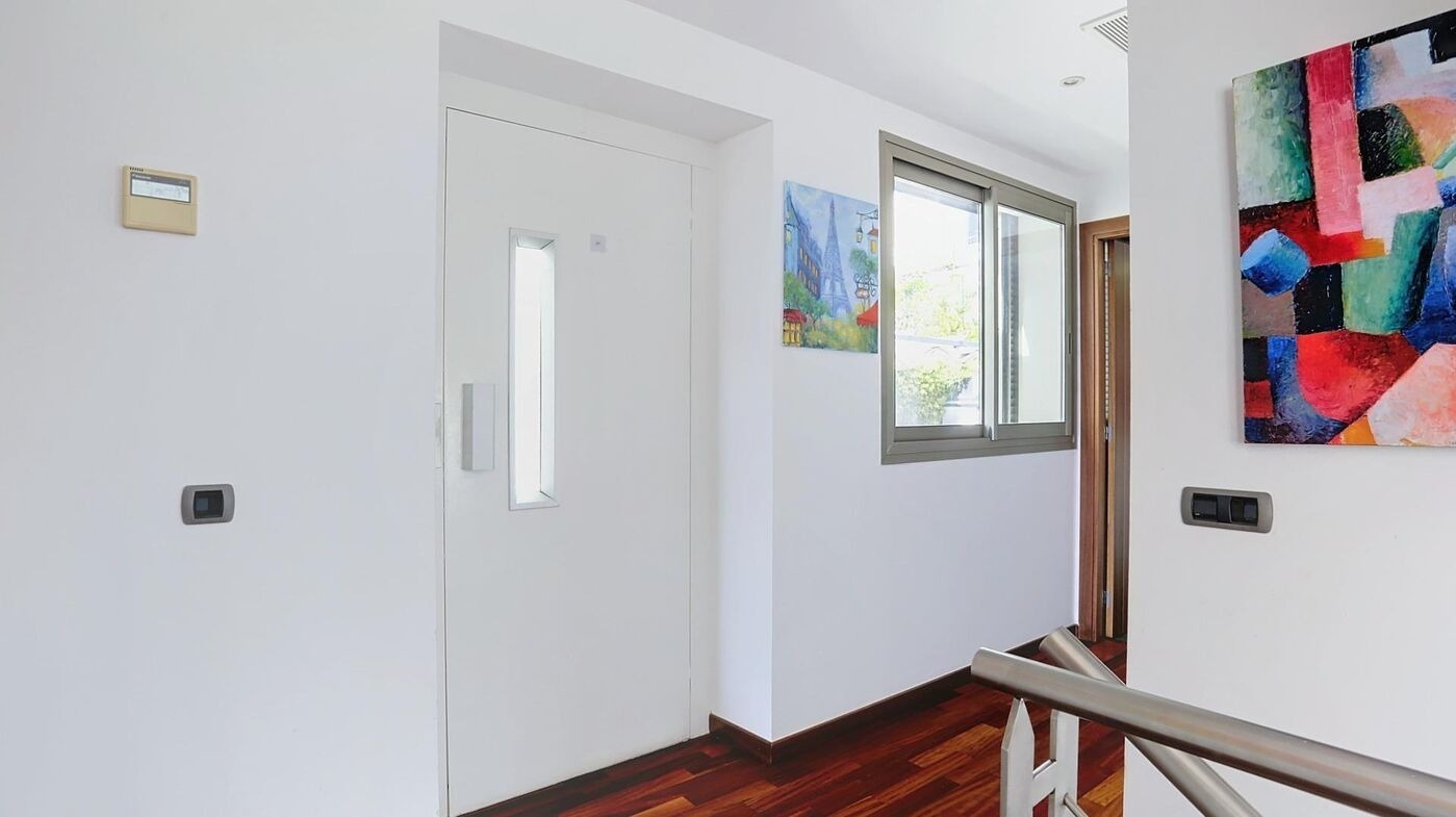 Casa a Arenys de Mar, Barcelona, Spagna 5 camere da letto,  N° 140887