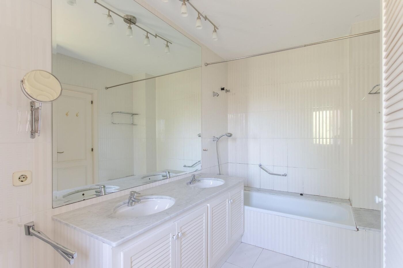 Casa a Sant Andreu de Llavaneres, Barcelona, Spagna 5 camere da letto,  N° 140886