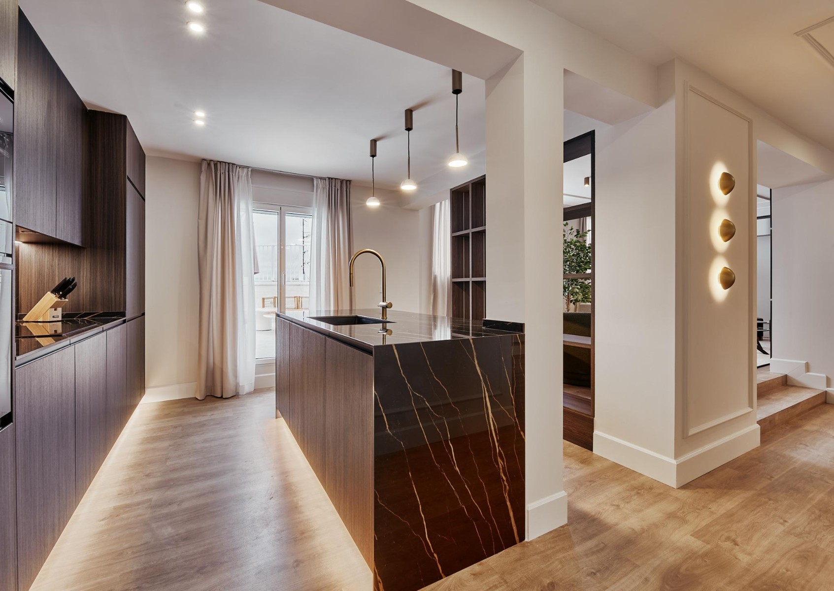 Apartment in Madrid, Spain 3 bedrooms, 162 sq.m. No. 180159