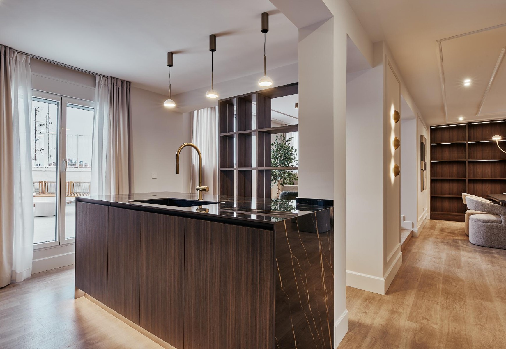Apartment in Madrid, Spain 3 bedrooms, 162 sq.m. No. 180159
