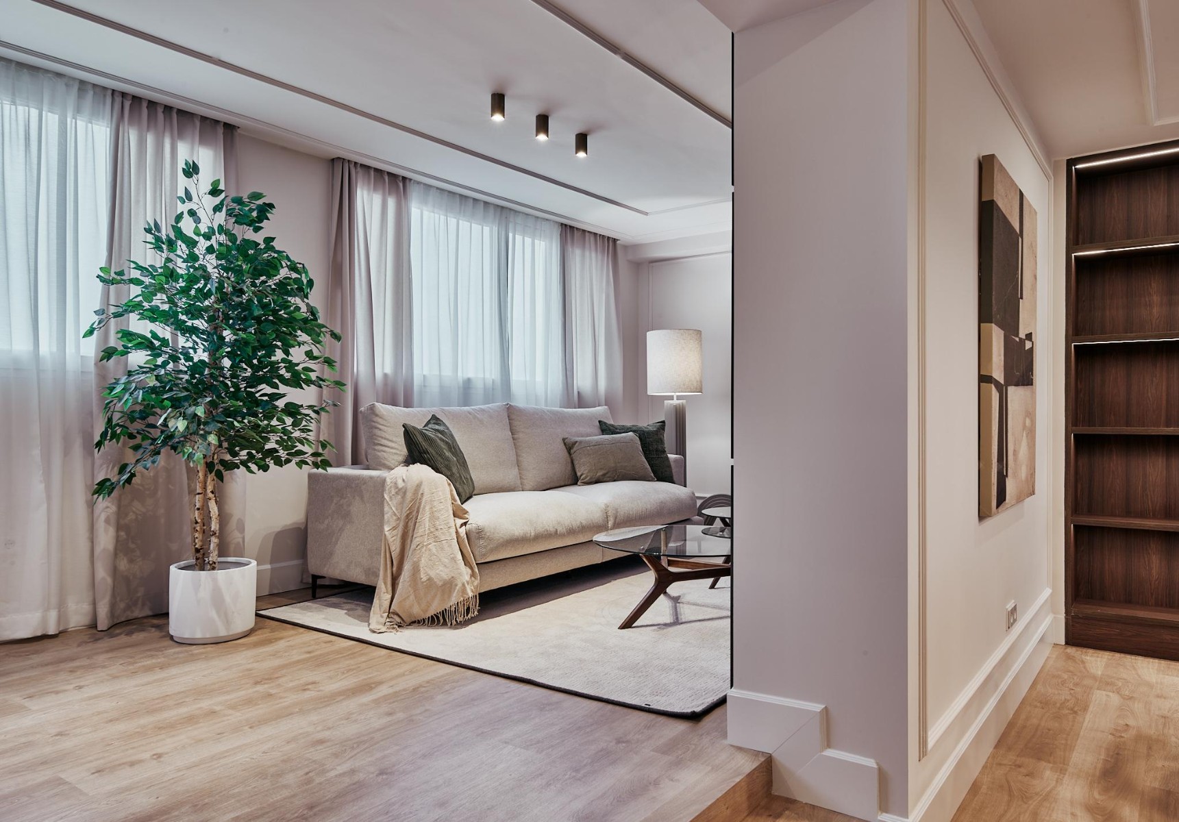 Apartment in Madrid, Spain 3 bedrooms, 162 sq.m. No. 180159