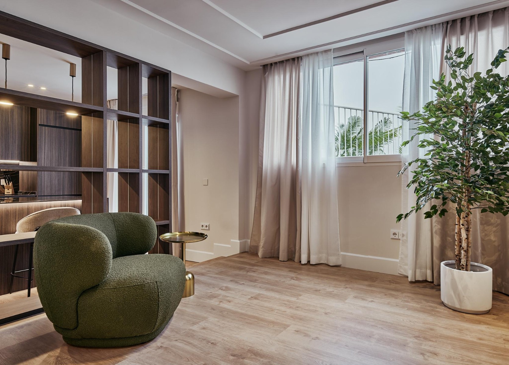 Apartment in Madrid, Spain 3 bedrooms, 162 sq.m. No. 180159