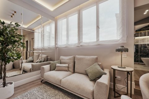Apartament w Madrid, Hiszpania 2 sypialnie, 49 mkw. nr 180158