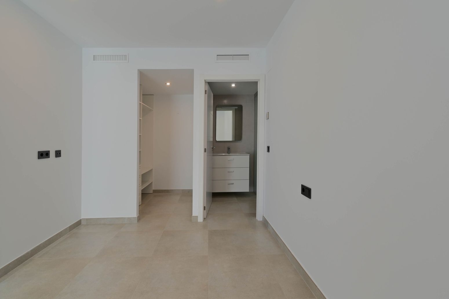 Huvila Benissa, Alicante, Espanja 6 makuuhuonetta, 745 m2 No. 187012