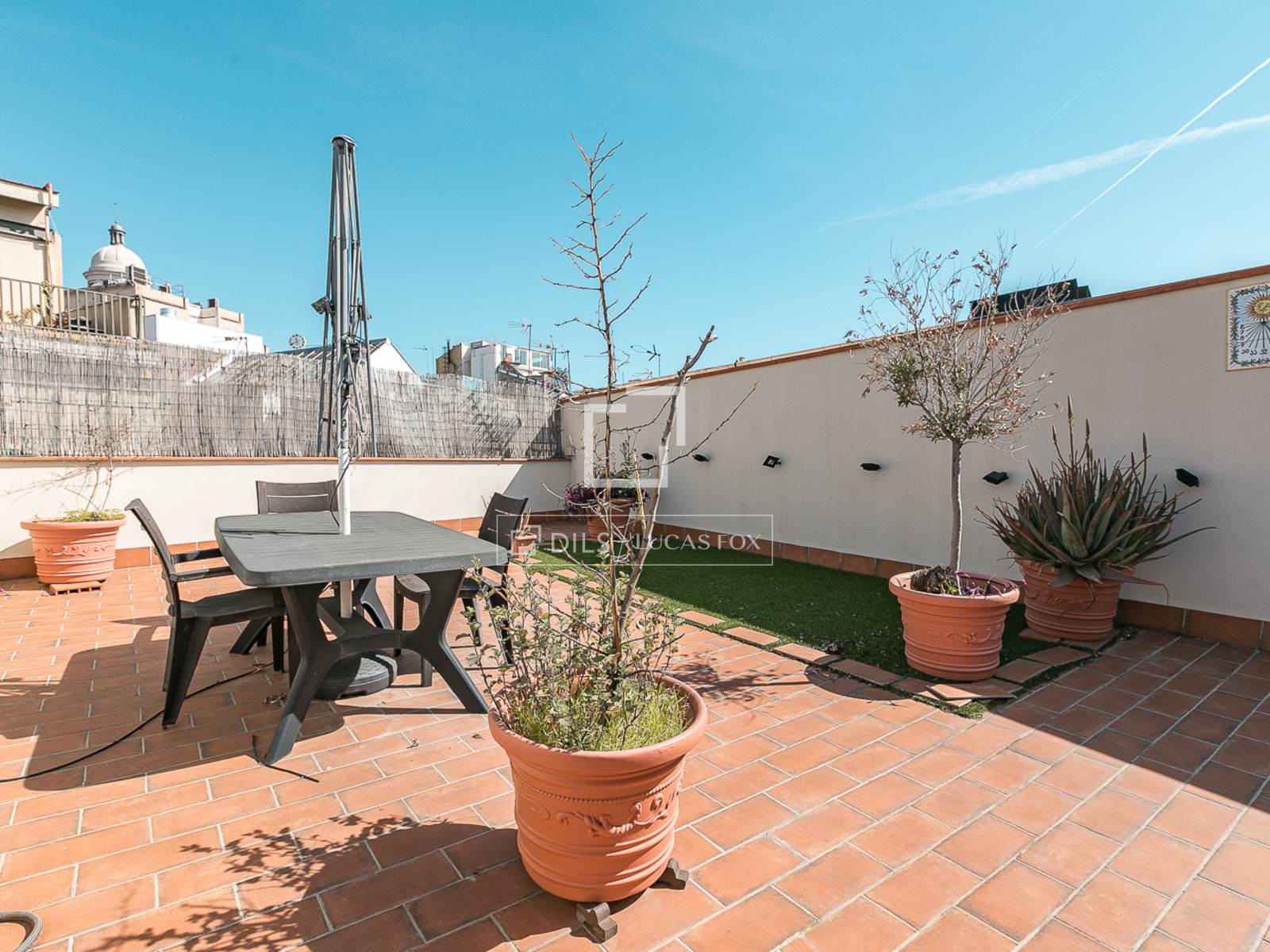 Penthouse w Barcelona, Hiszpania 2 sypialnie, 73 mkw. nr 164319