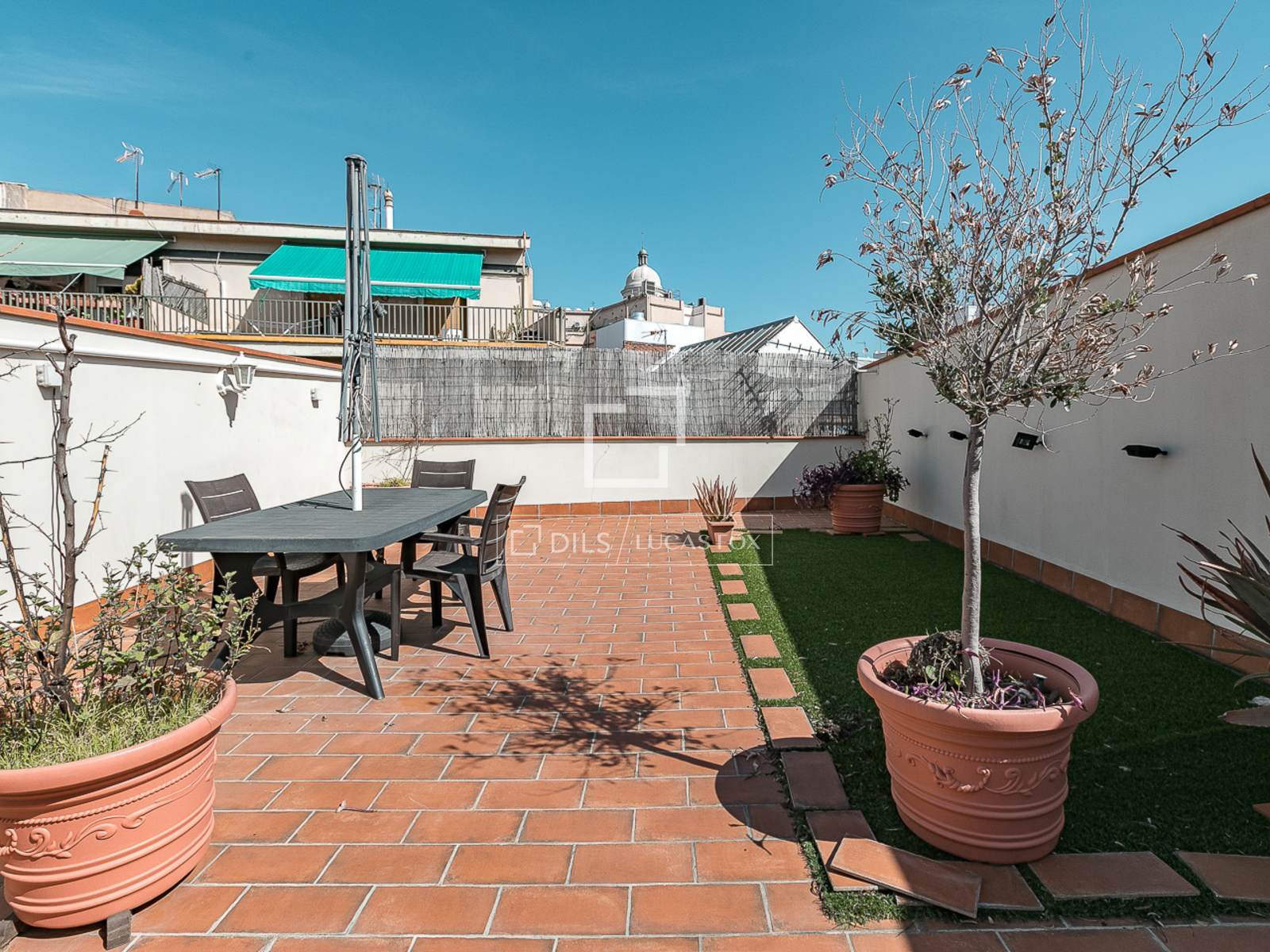 Penthouse w Barcelona, Hiszpania 2 sypialnie, 73 mkw. nr 164319