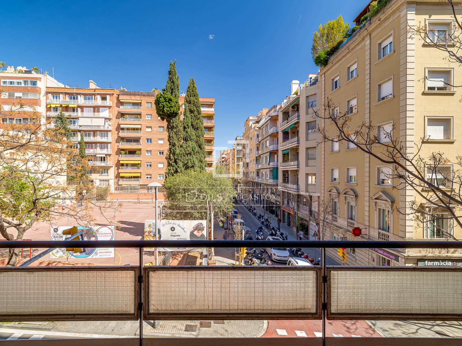 Appartamento a Barcelona, Spagna 6 camere da letto, 252 mq. N° 164321