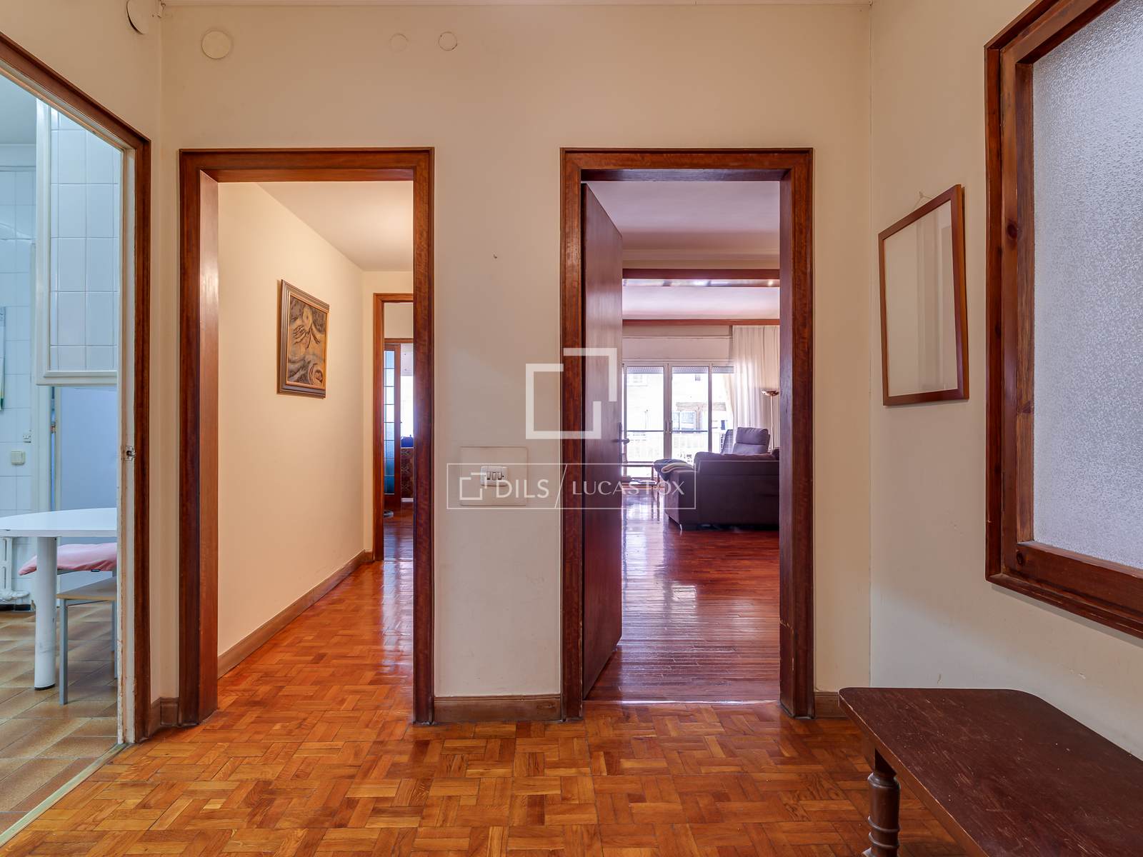 Appartamento a Barcelona, Spagna 6 camere da letto, 252 mq. N° 164321