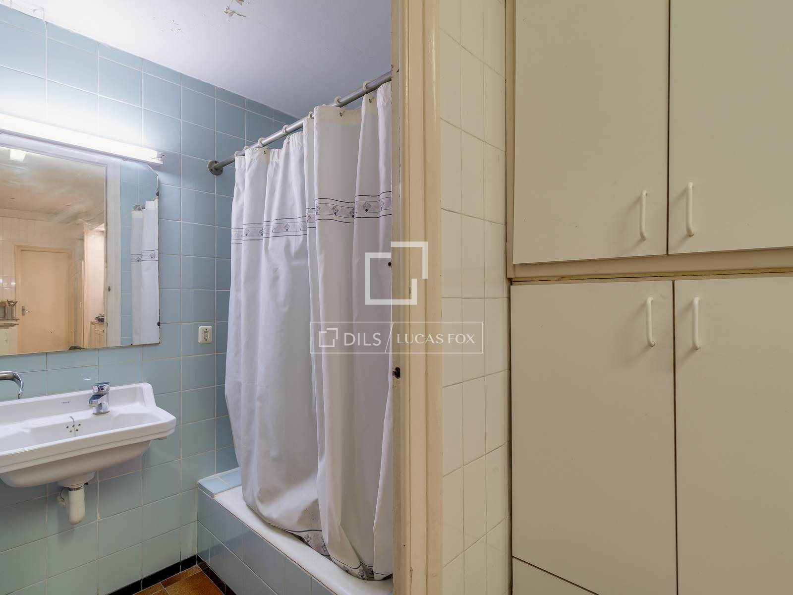 Appartamento a Barcelona, Spagna 6 camere da letto, 252 mq. N° 164321