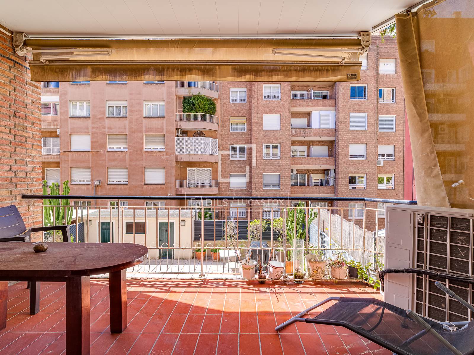 Appartamento a Barcelona, Spagna 6 camere da letto, 252 mq. N° 164321