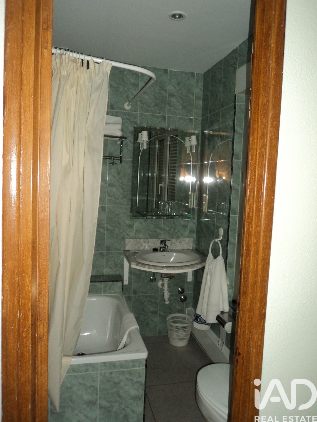 Hotelis Riego De La Vega, Leon, Spānijā 34 istabas, 3774 m2 Nr. 173121