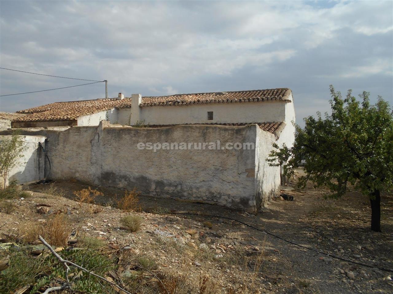 Hus i Albox, Almeria, Spanien 6 sovrum, 180 kvm. Nr. 184134
