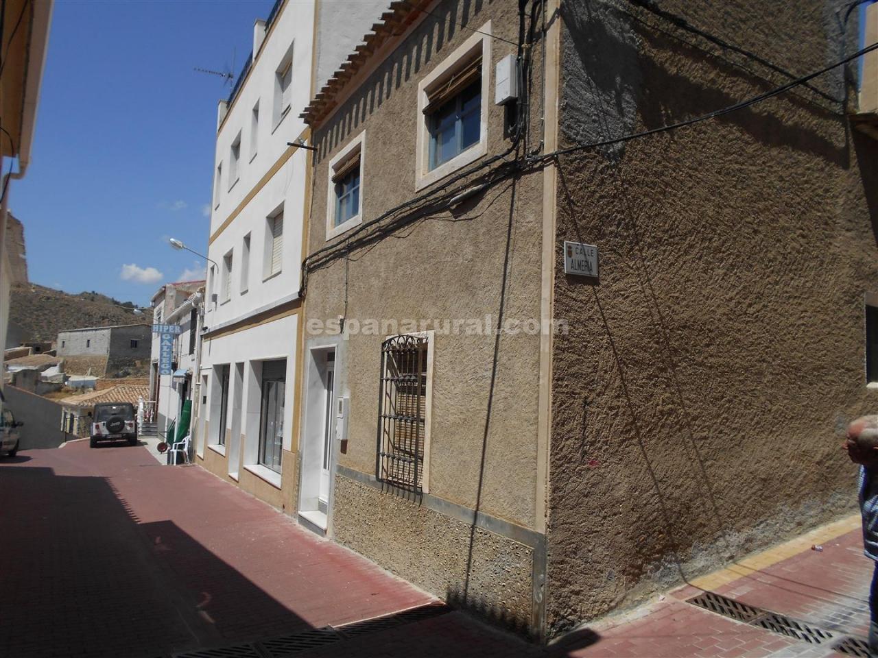 Townhouse in Oria, Almeria, Spain 2 bedrooms,  No. 184130