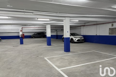 Parking à Barcelona, Espagne 363 m2 No. 154324