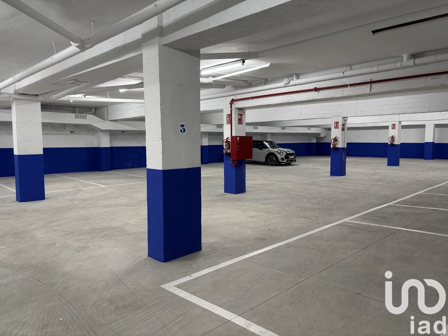 Parking in Barcelona, Spain 363 sq.m. No. 154324