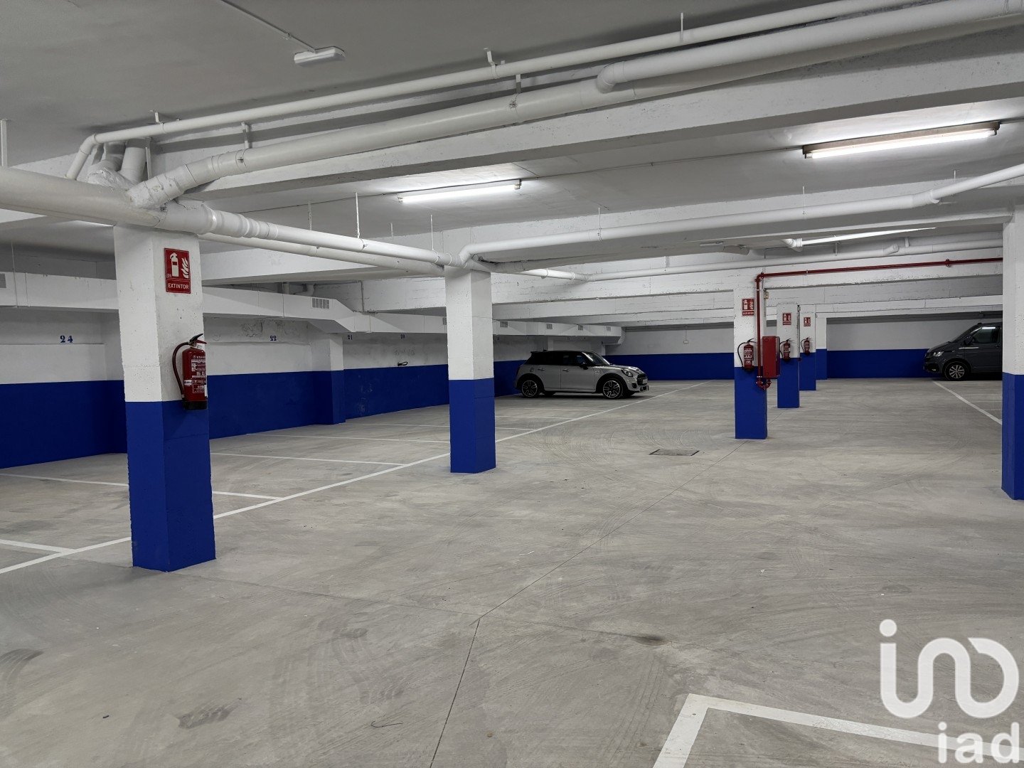 Parking in Barcelona, Spain 363 sq.m. No. 154324