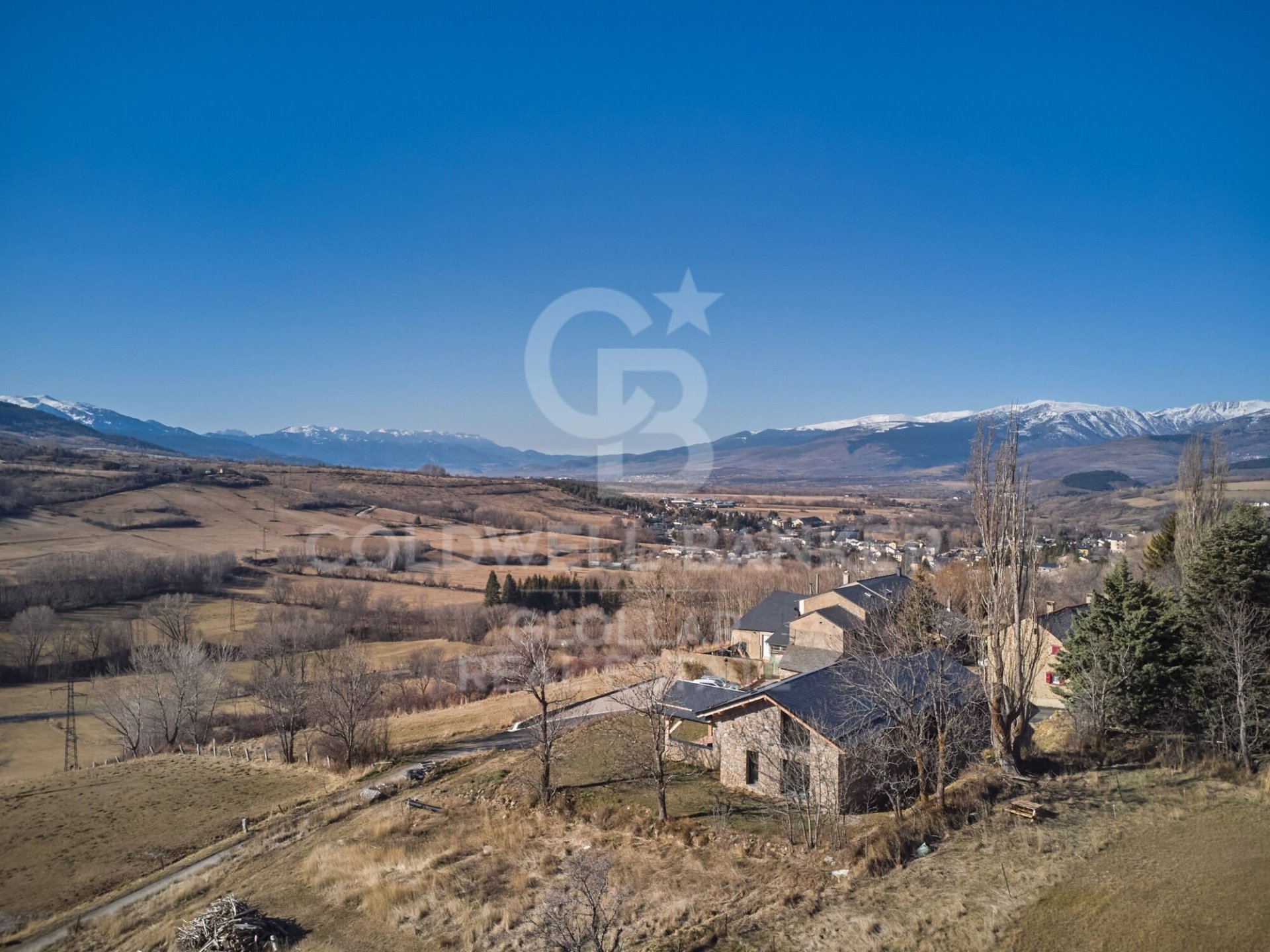 House in Spain 3 bedrooms, 260 sq.m. No. 159538